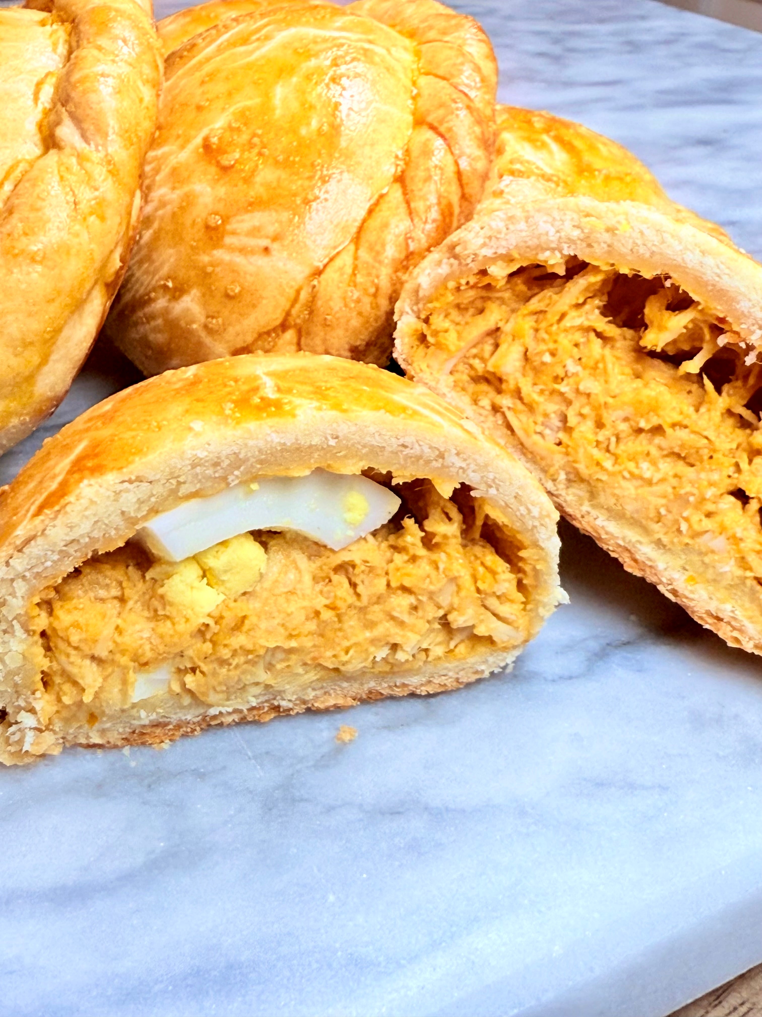 Aji de Gallina Empanada