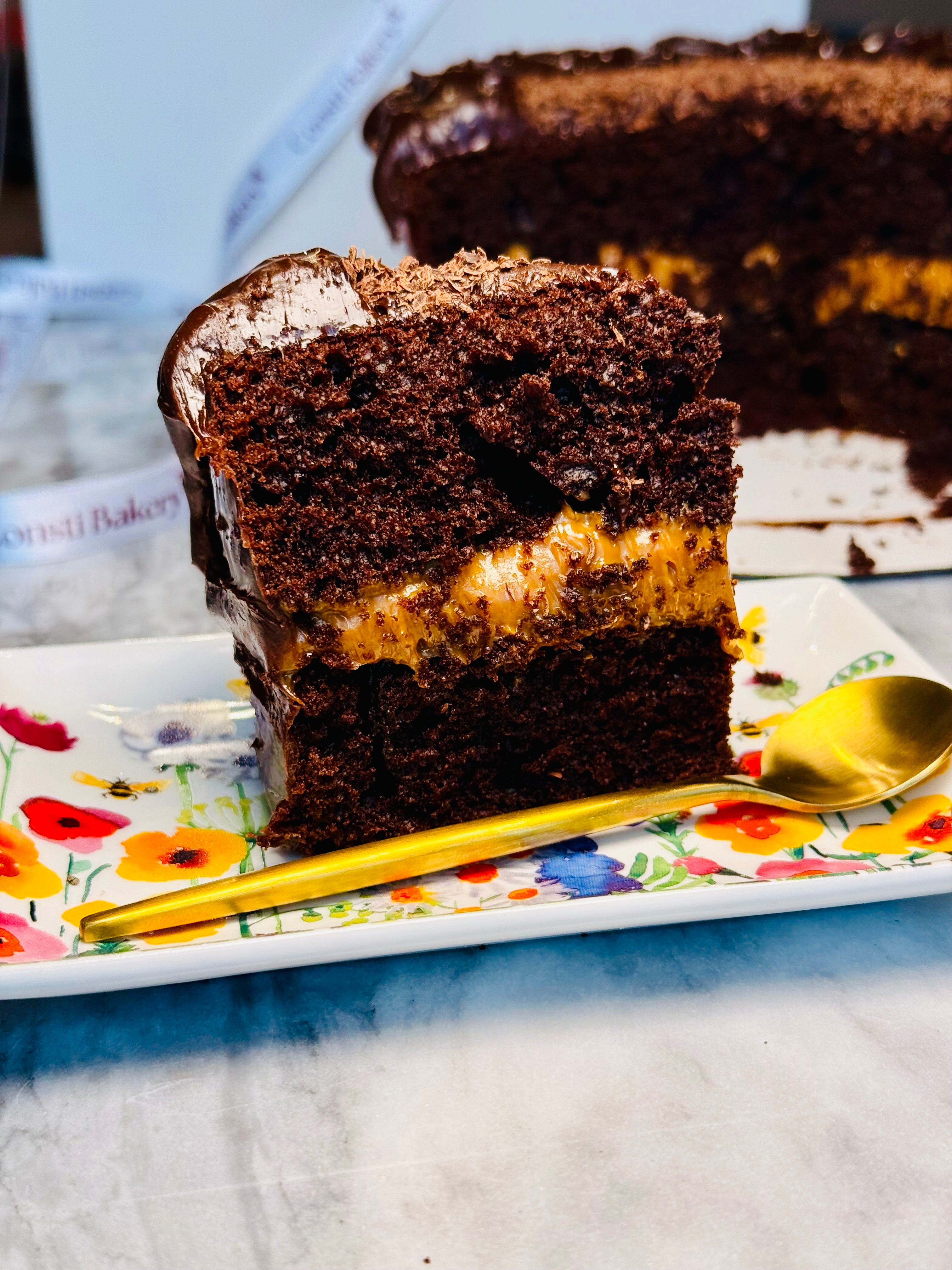 Chocomanjar Cake